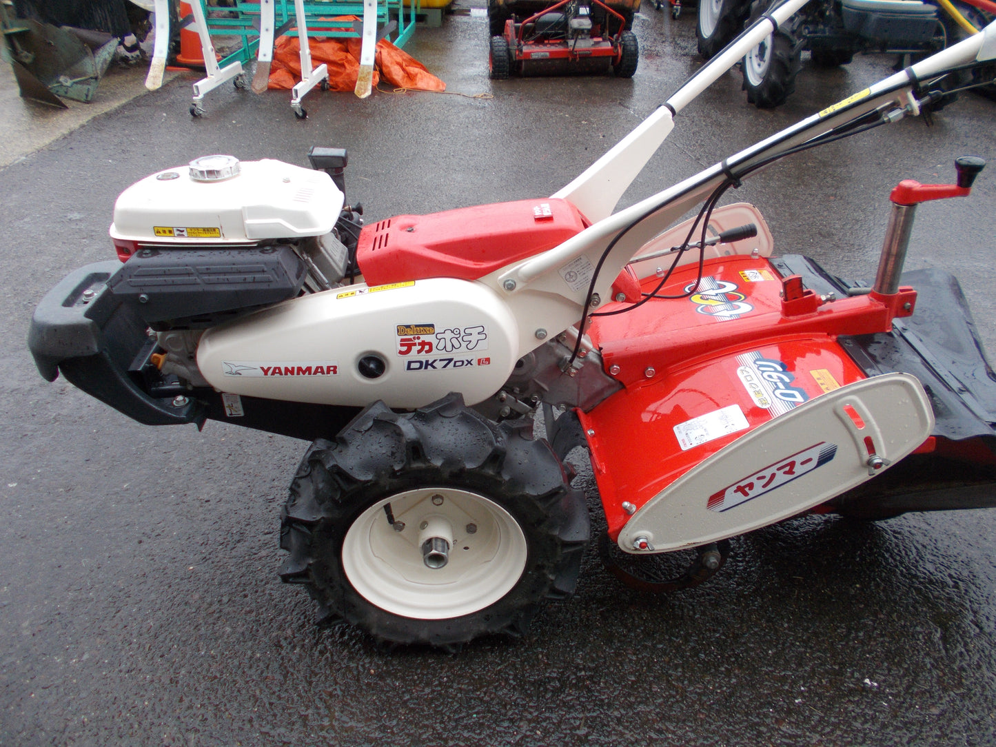 ヤンマ－　中古　耕耘機　DK7
