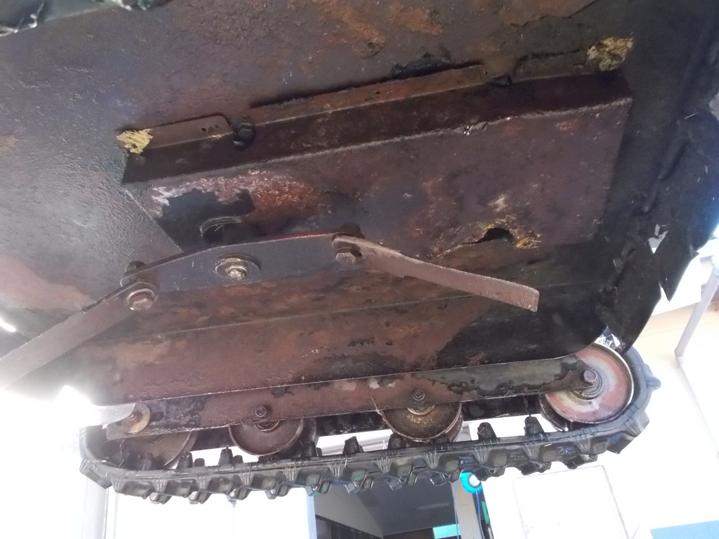 メーカー不明　ジャンク品　ラジコン草刈機　LM-750　