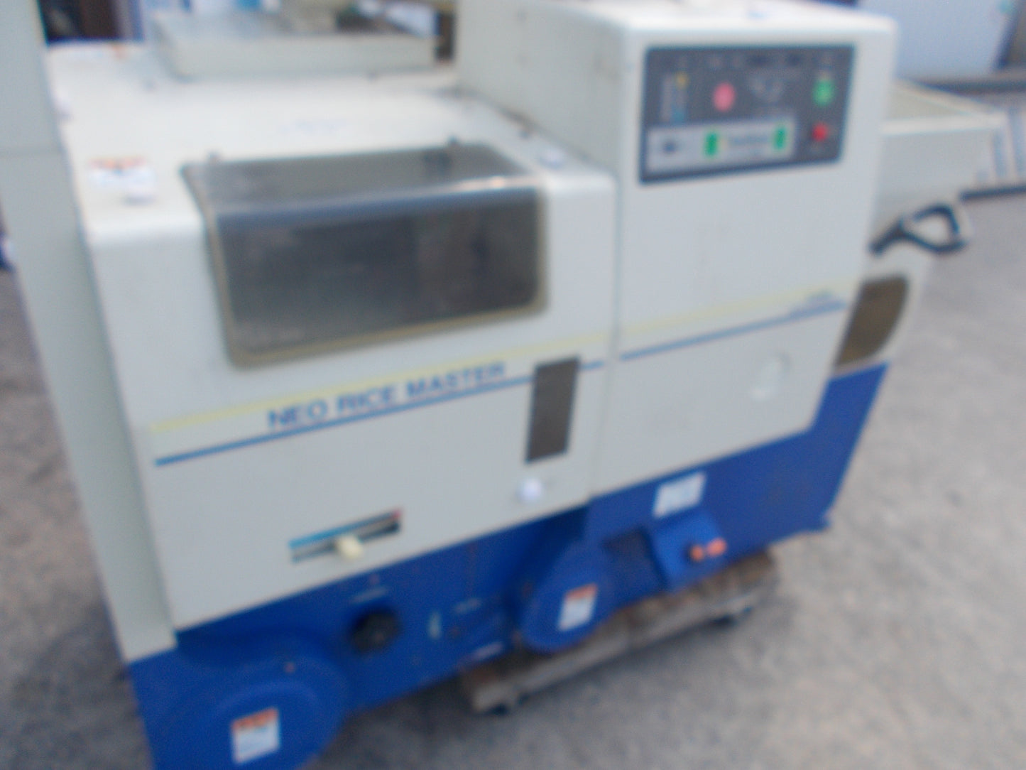 サタケ　中古　籾摺り機　NPS350DXA