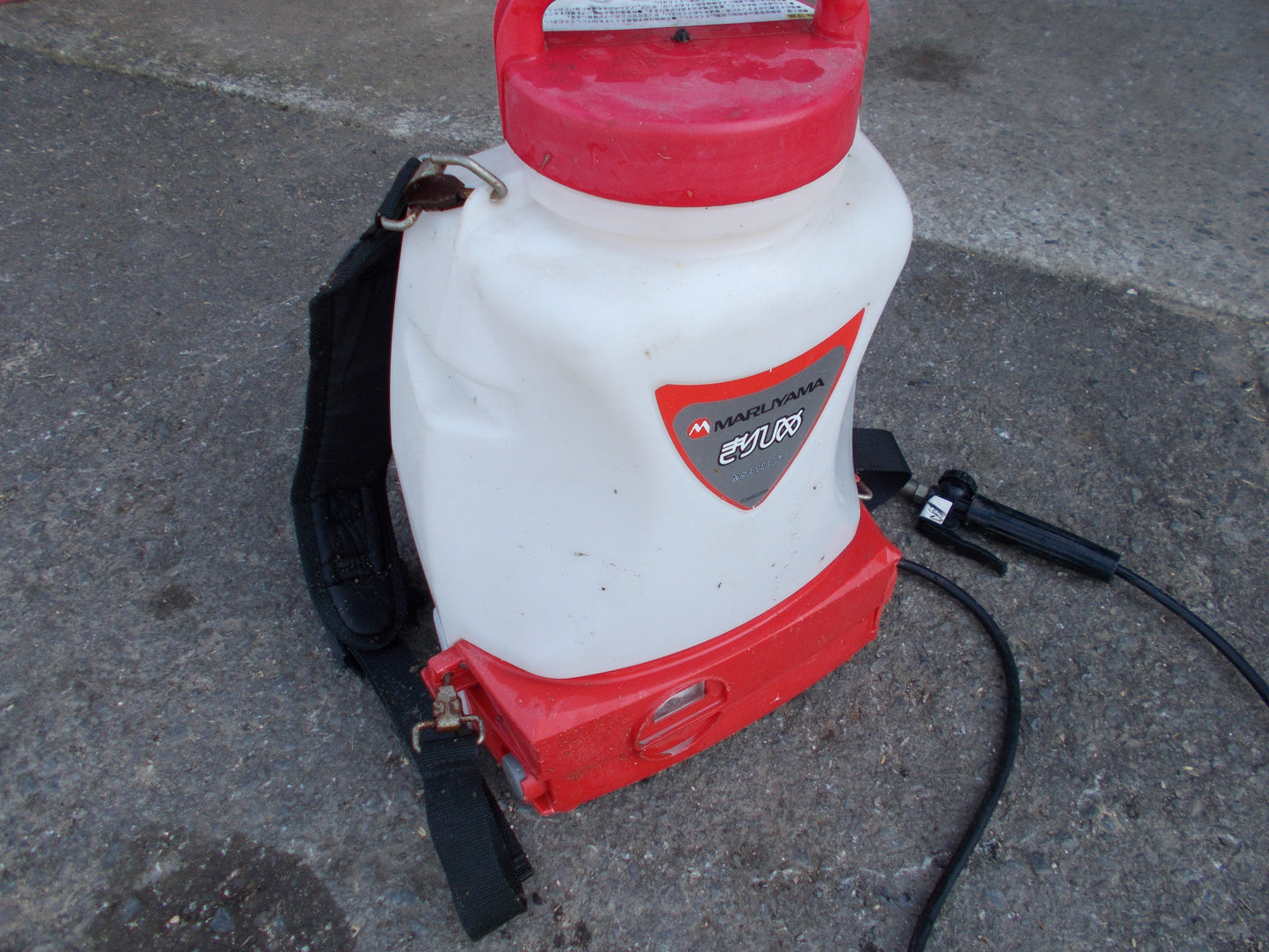 丸山　中古　充電式噴霧器　MSB110Li