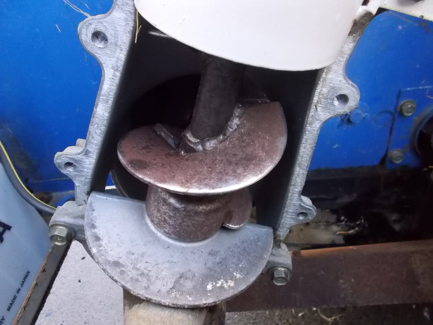 イセキ　中古　ジャンク品　コンバイン　HVG218G　2条刈り　１８馬力