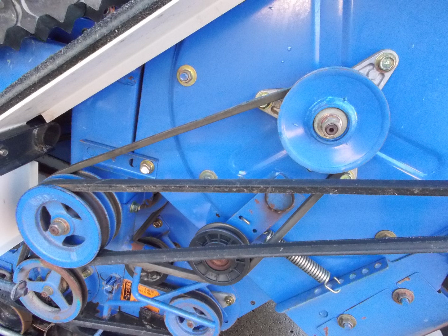 イセキ　中古　ジャンク品　コンバイン　HVG218G　2条刈り　１８馬力