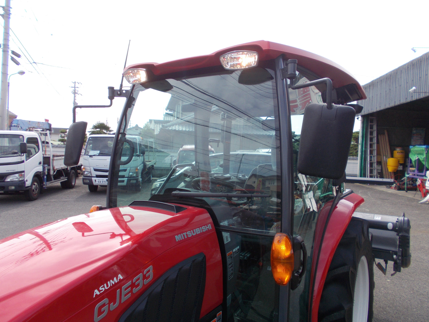三菱　中古　トラクター　GJE33X