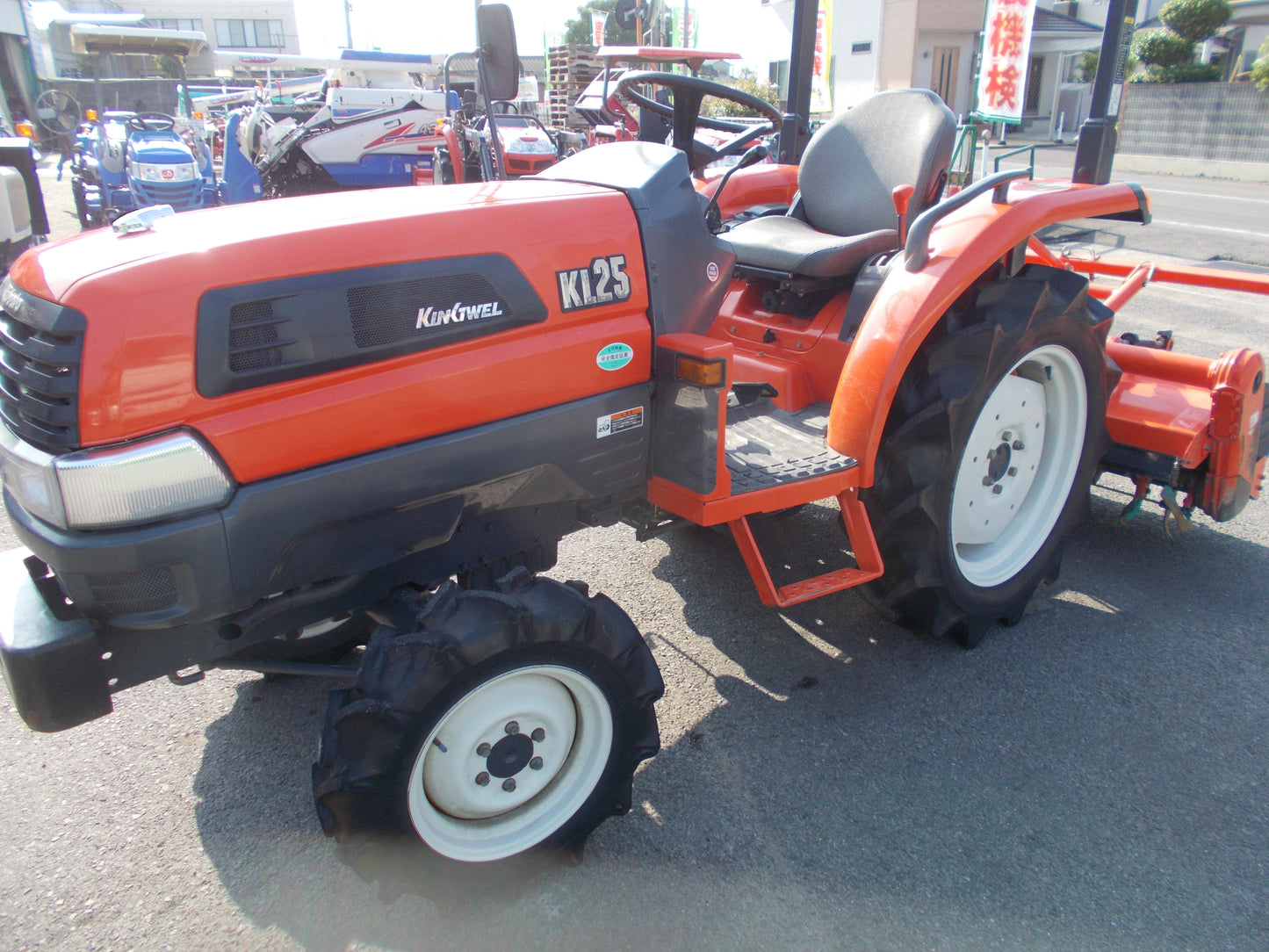 クボタ　中古　トラクター　KL25