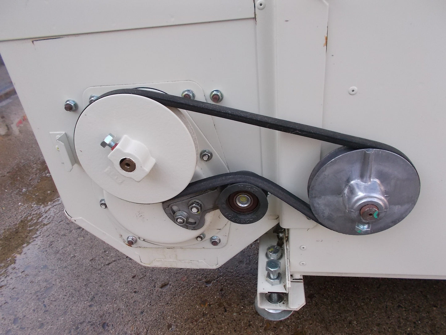 サタケ　中古　籾摺り機　NRZ550GWAK（2）５インチ