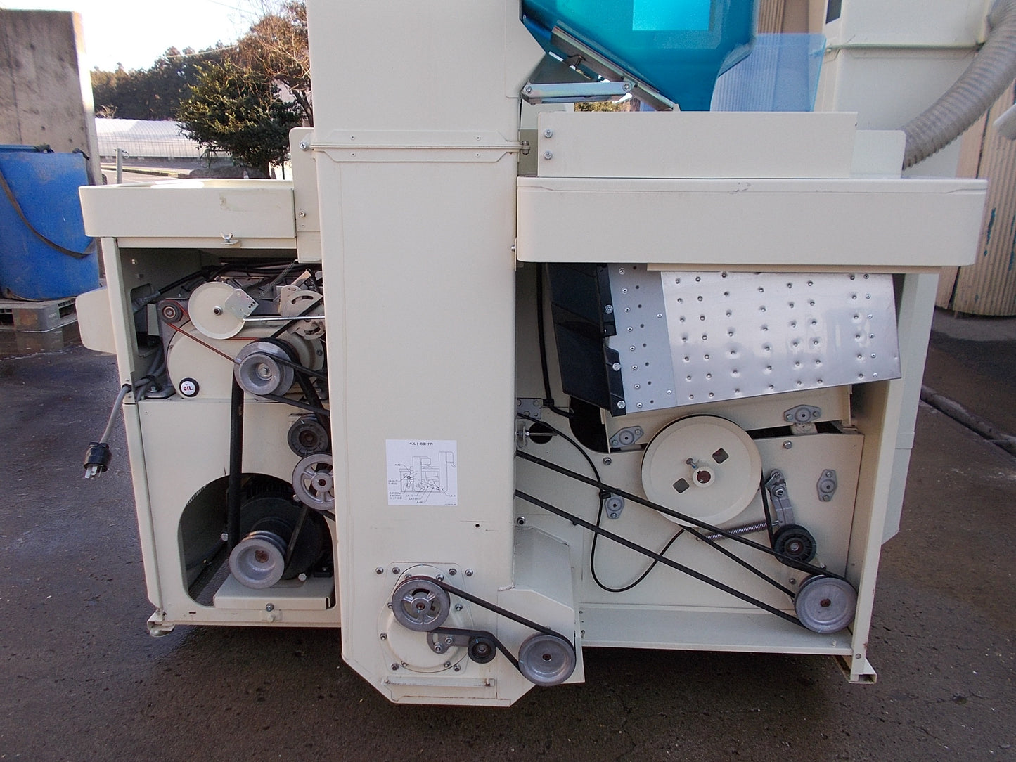 サタケ　中古　籾摺り機　NRZ550GWAK（2）５インチ