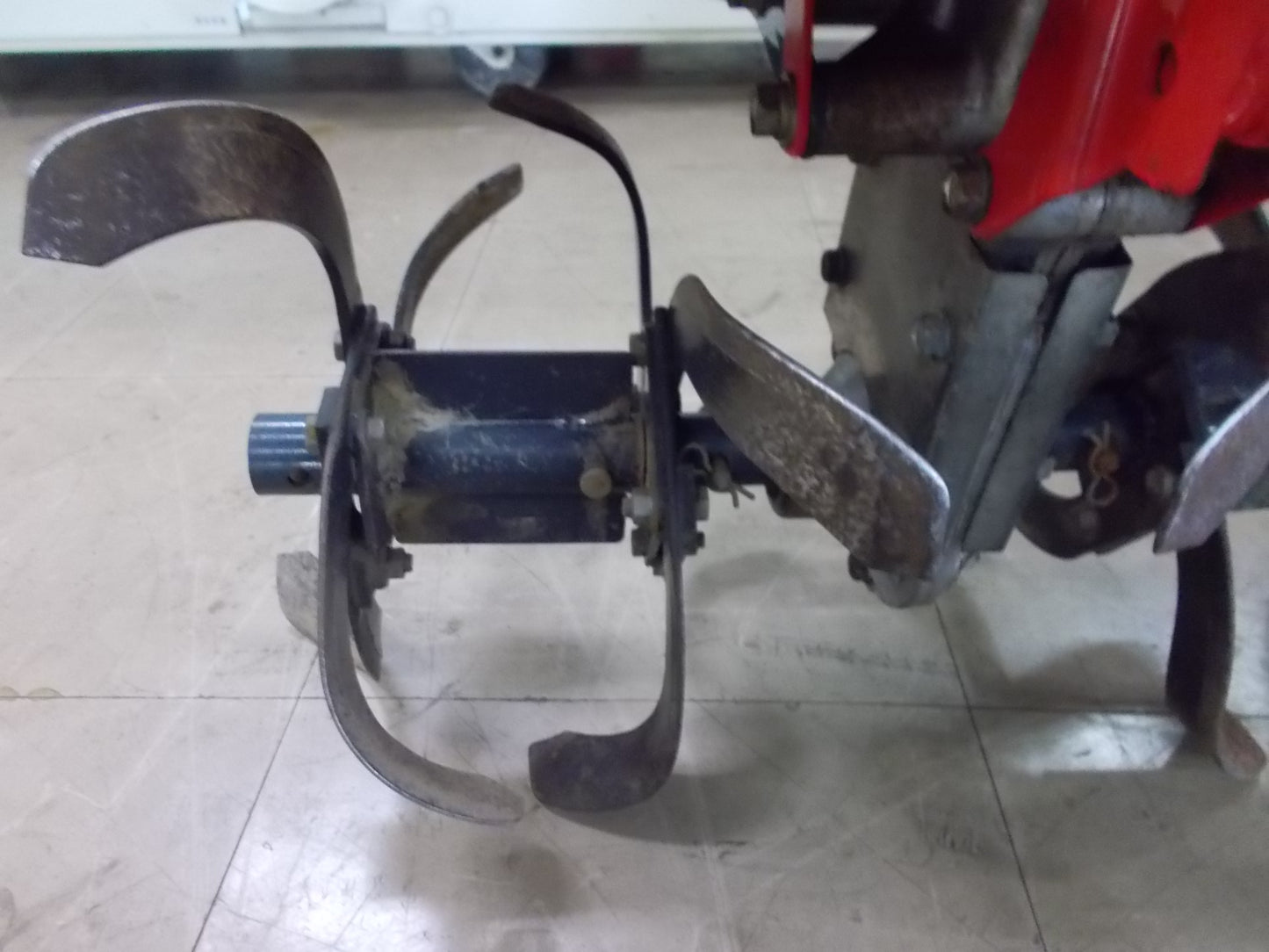 イセキ　中古　管理機　VAC3600　