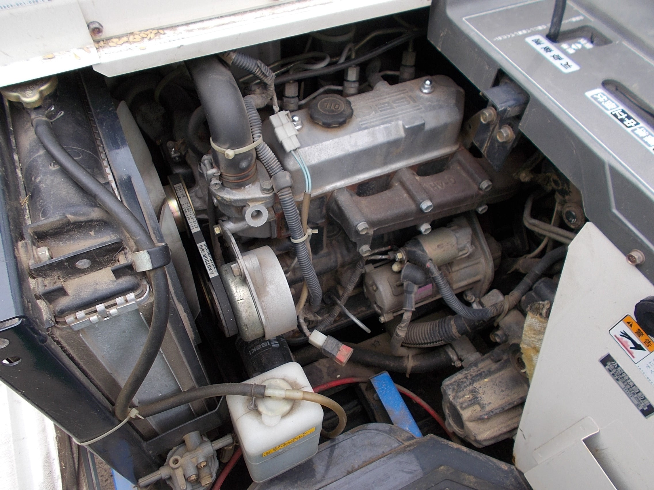 イセキ 中古 コンバイン HV214G-KVHWC – 農キング