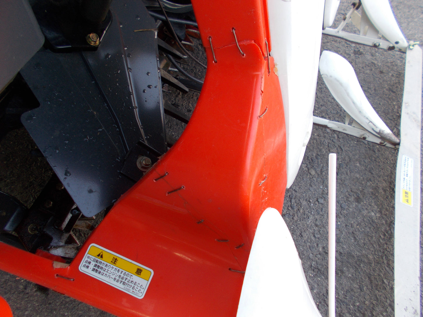 クボタ　中古　コンバイン　SR-J207