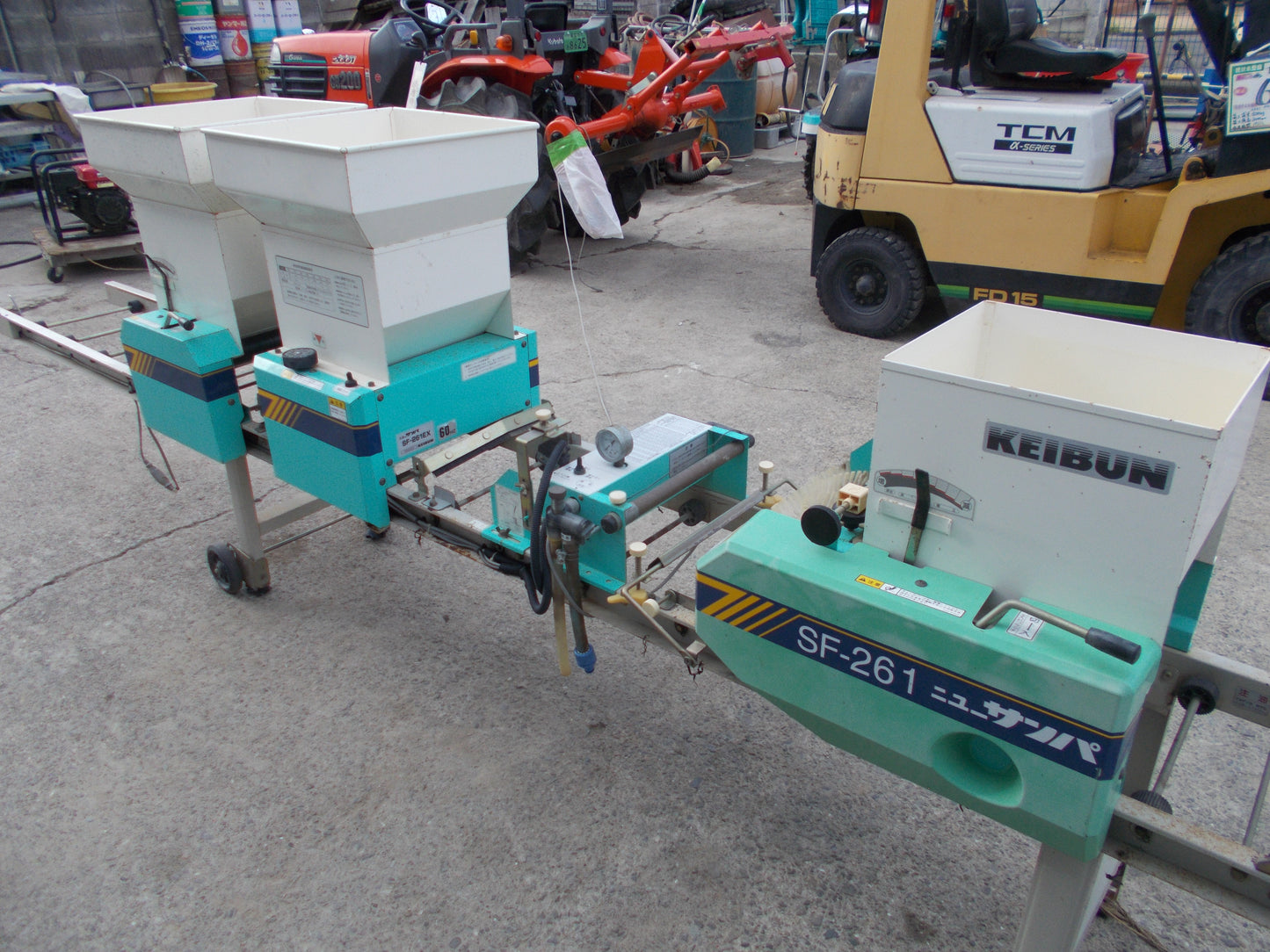 敬文　中古　播種機　SF-261EX