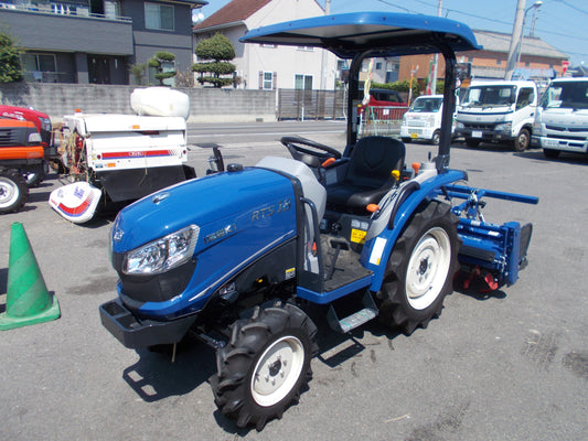 イセキ　圃場未使用　トラクター　RTS18-Q