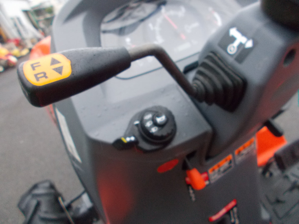 クボタ　中古　トラクター　FT240SP