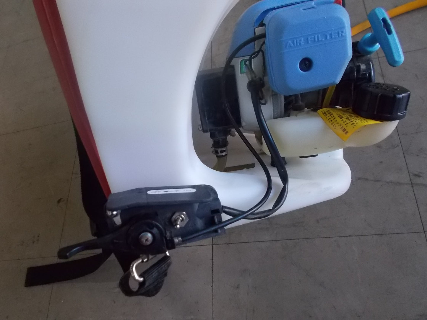 ①BIG-M 丸山　中古　背負動力噴霧機　GS15EMA