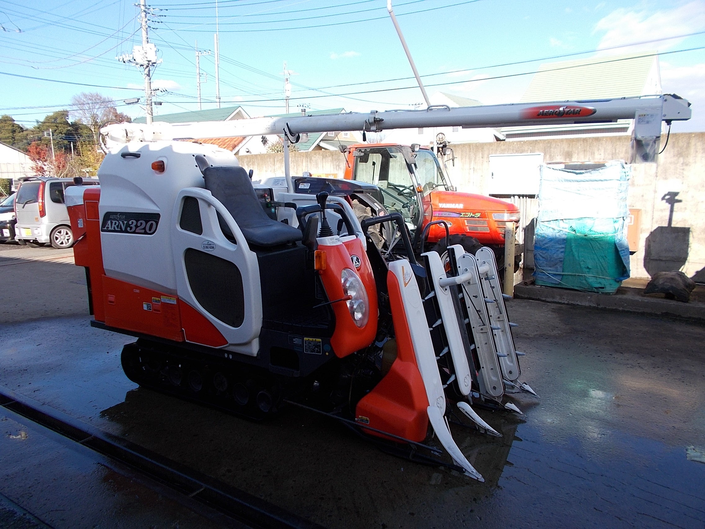 クボタ 中古 コンバイン ARN320GHDW – 農キング