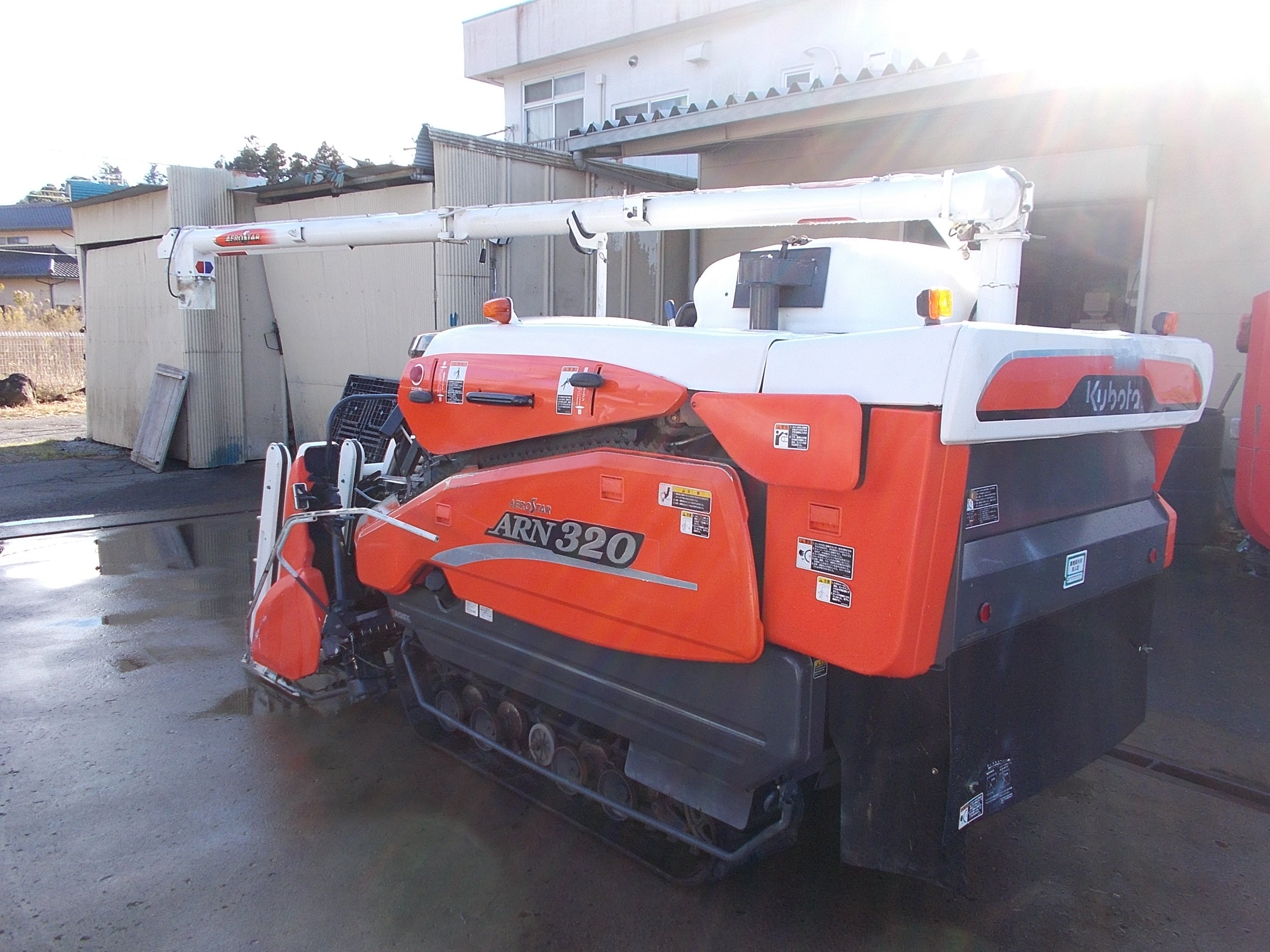 クボタ 中古 コンバイン ARN320GHDW – 農キング