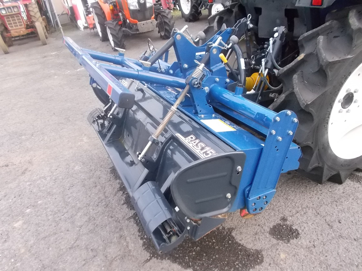 イセキ　中古　トラクター　RTS 25　　　２５馬力　直進アシスト付き