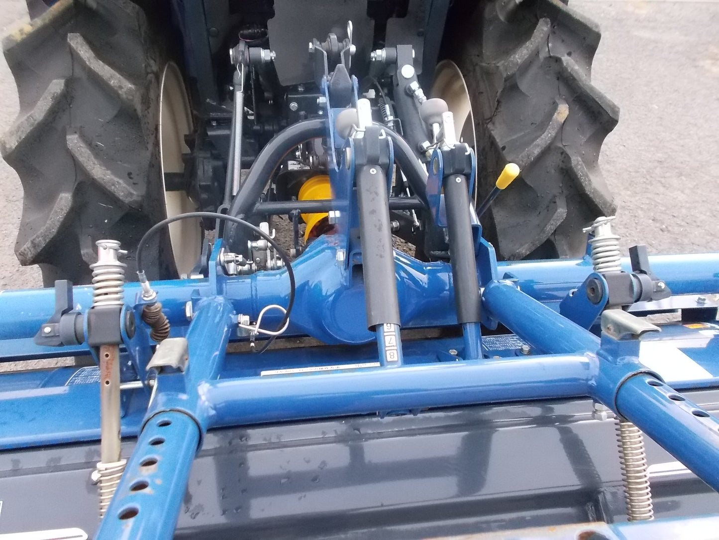 イセキ　中古　トラクター　RTS 25　　　２５馬力　直進アシスト付き