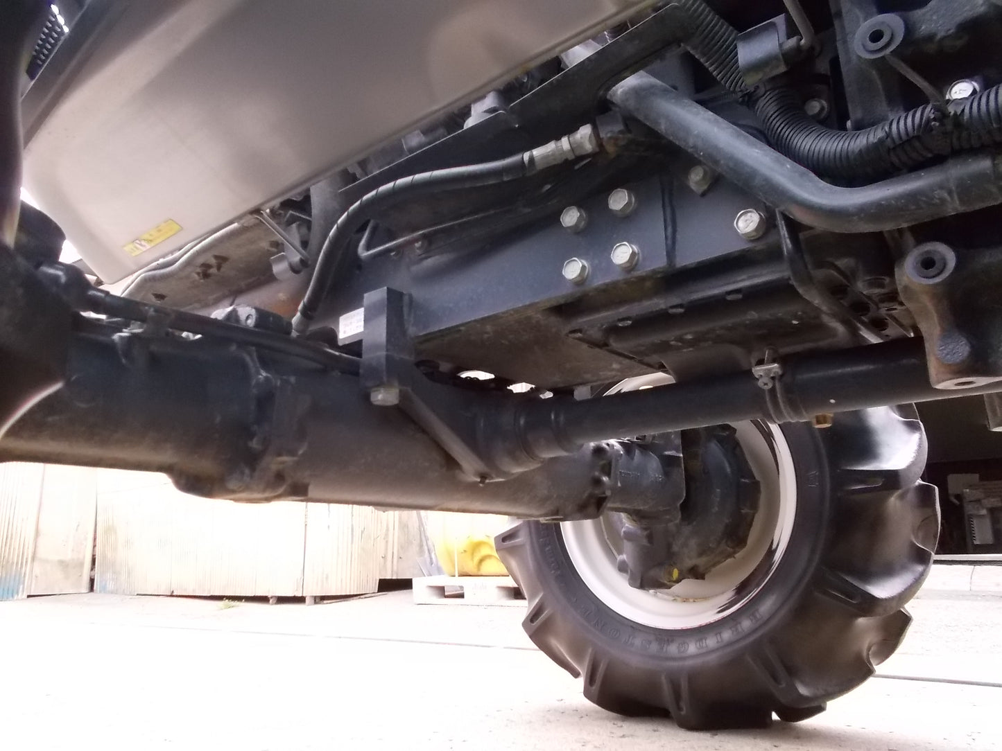 ヤンマー　中古　トラクター　EF330V　３０馬力　キャビン