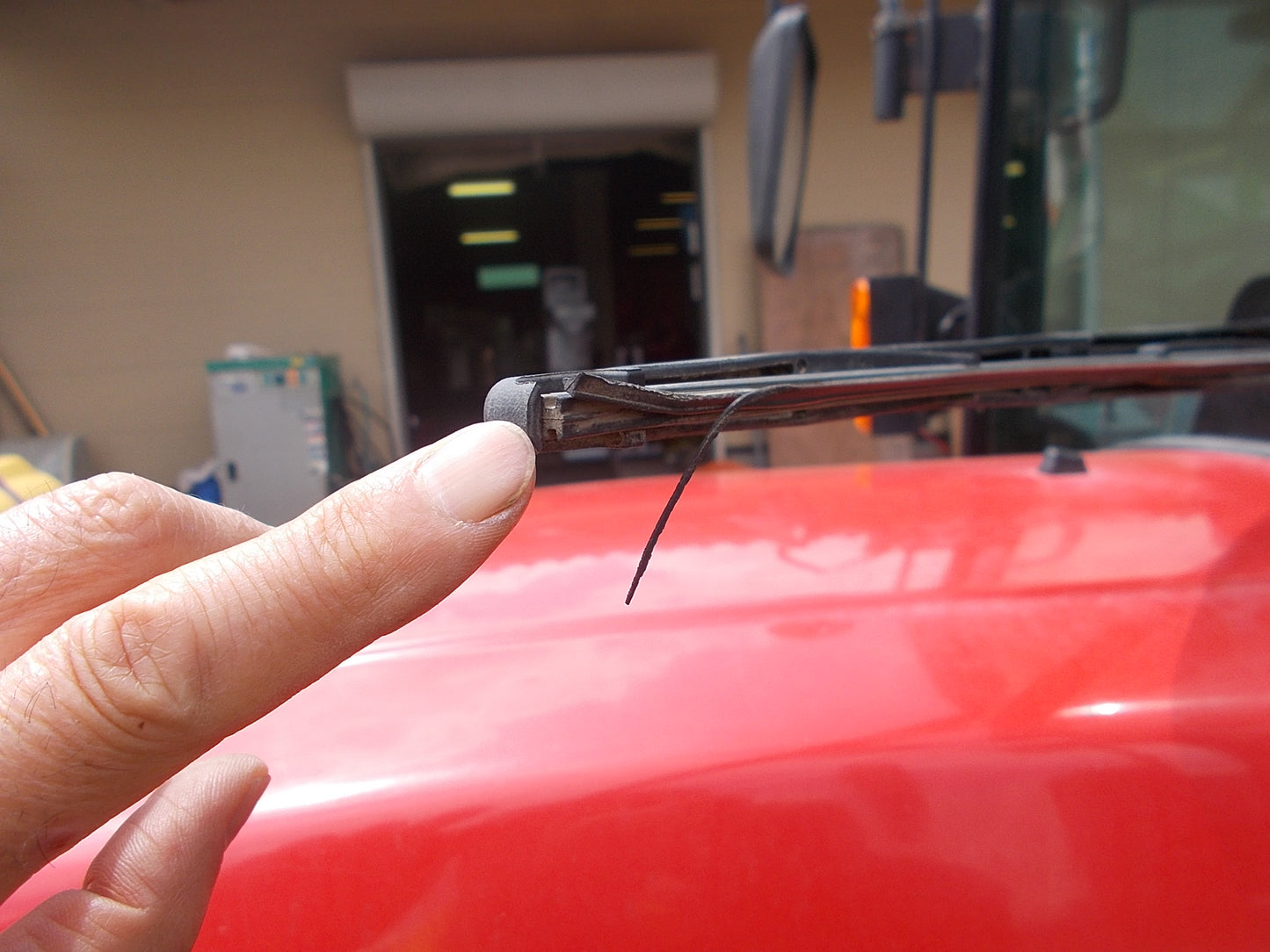 ヤンマー　中古　トラクター　EF330V　３０馬力　キャビン