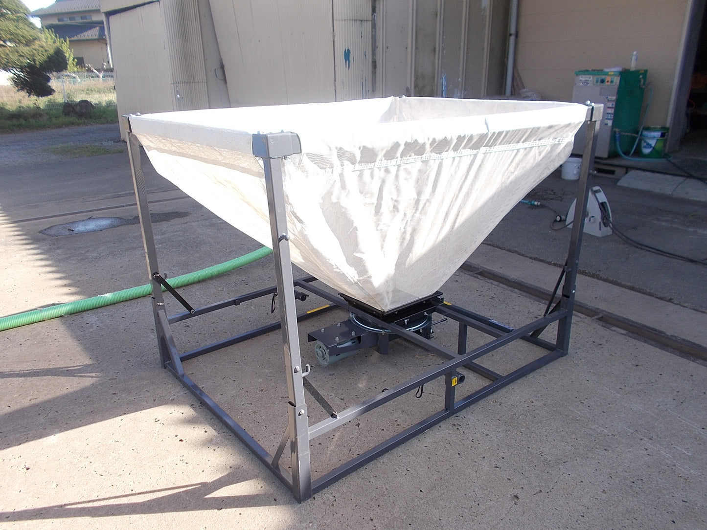 タイショー　中古　レザーコンテナ　WB-130T　100V