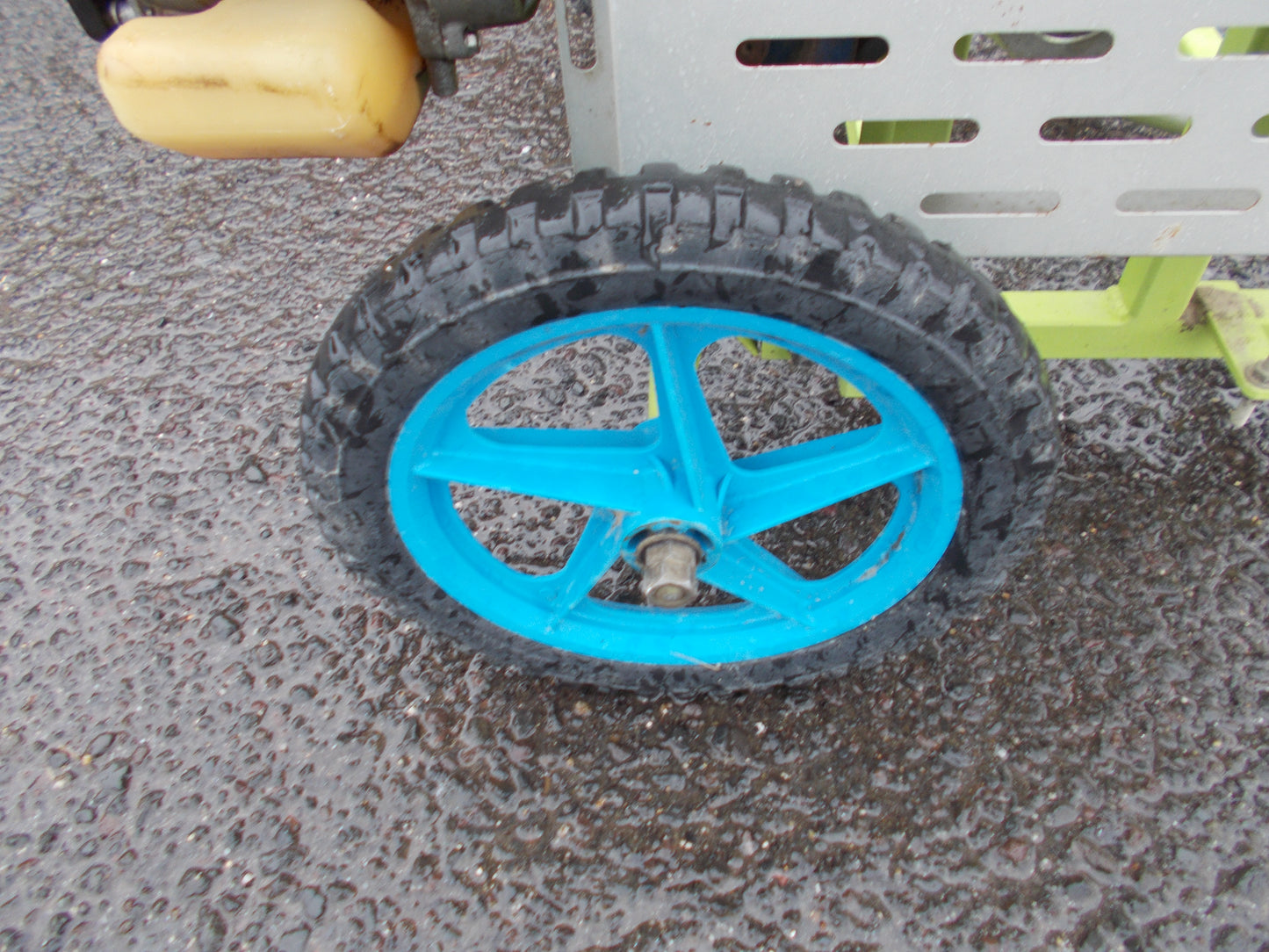 岡山農栄社　中古　マルチ巻取機　MHS310B