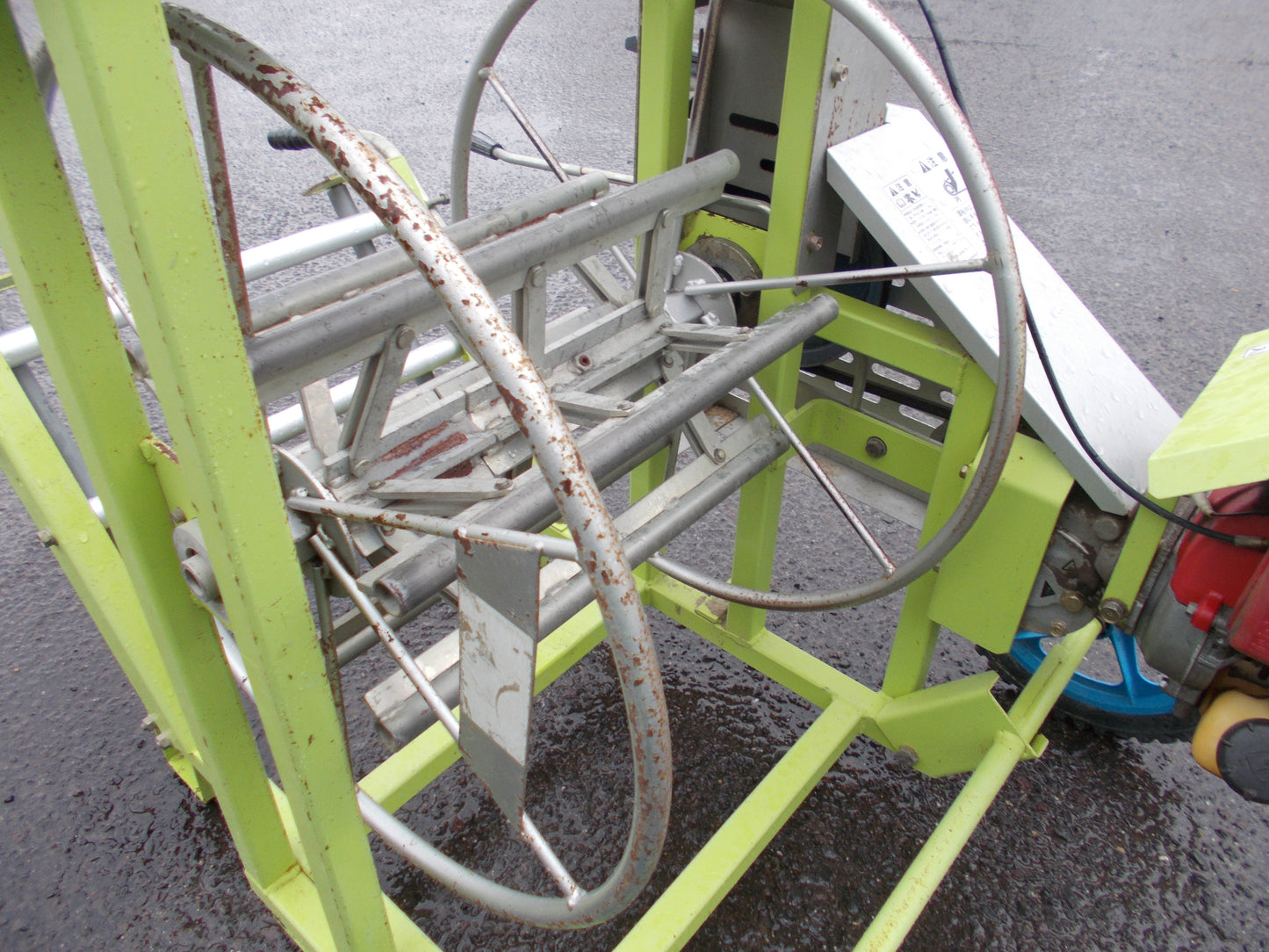 岡山農栄社　中古　マルチ巻取機　MHS310B