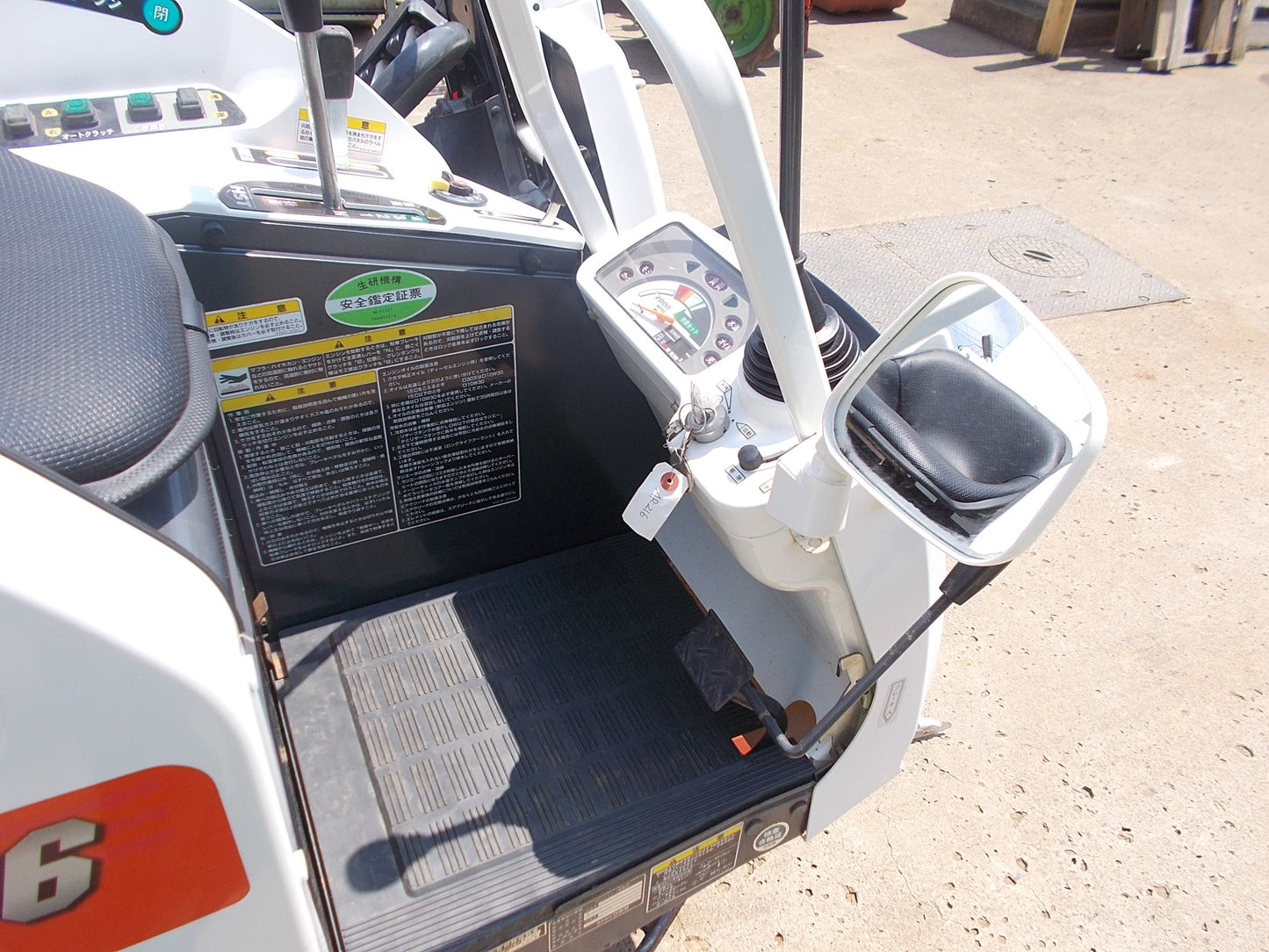 クボタ　中古　コンバイン２条刈り　AR216　