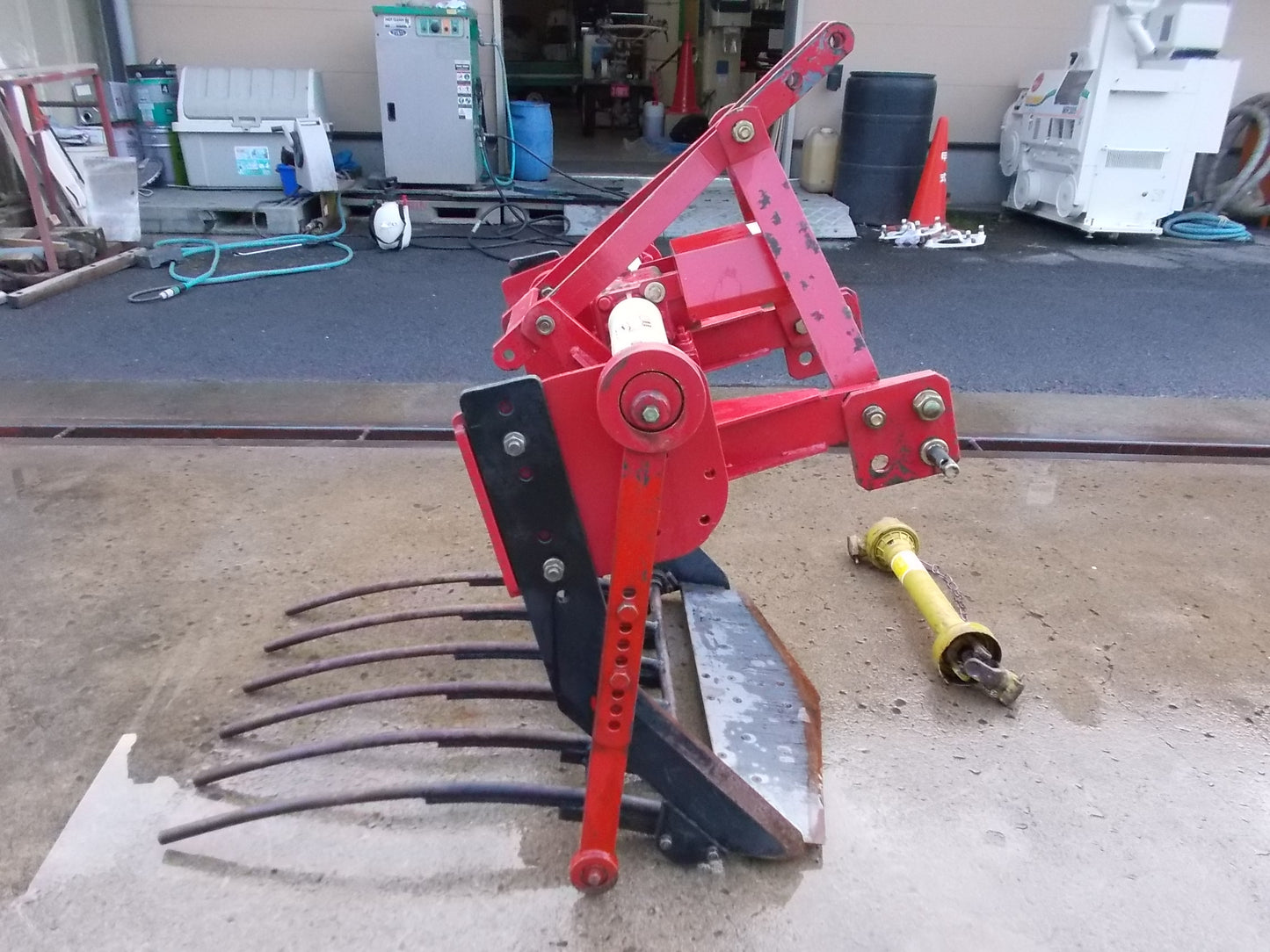 上田農機　中古　振動式堀上機　UPN-802MU