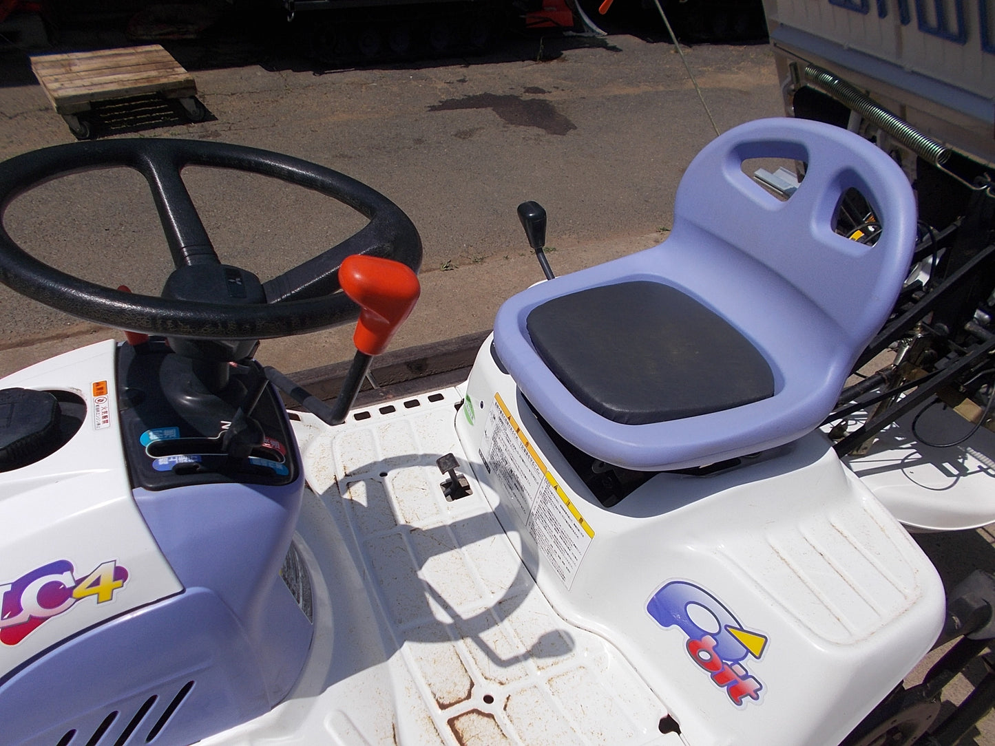 ミツビシ　中古　田植機　LC4　4条クランク式