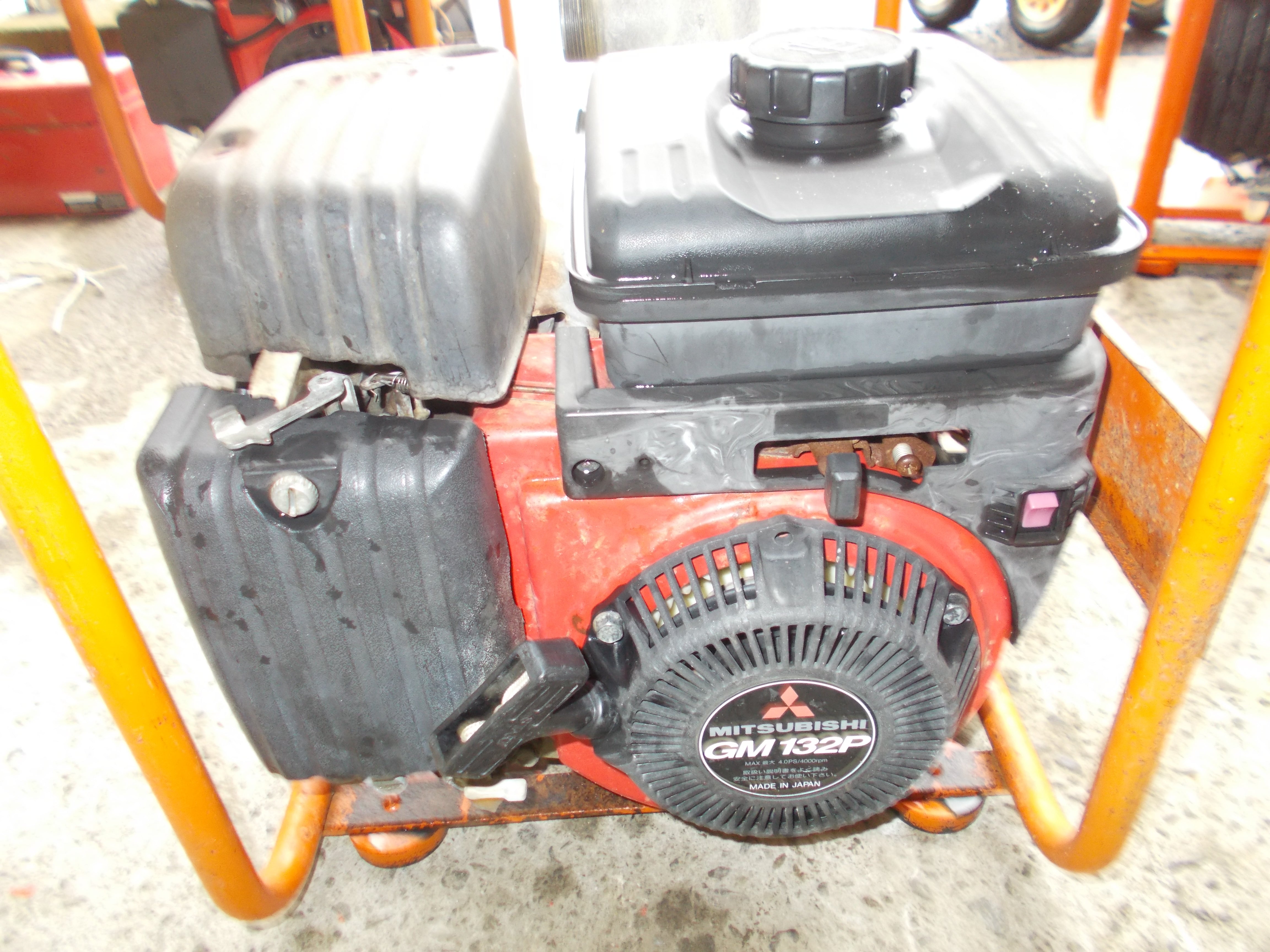 工進　SE-40R-AAB-J エンジンポンプ 中古品 エンジン始動のみ確認済み 現状品 【ハンズクラフト宜野湾店】 工進 中古 エンジンポンプ SEM－40 – 農キング