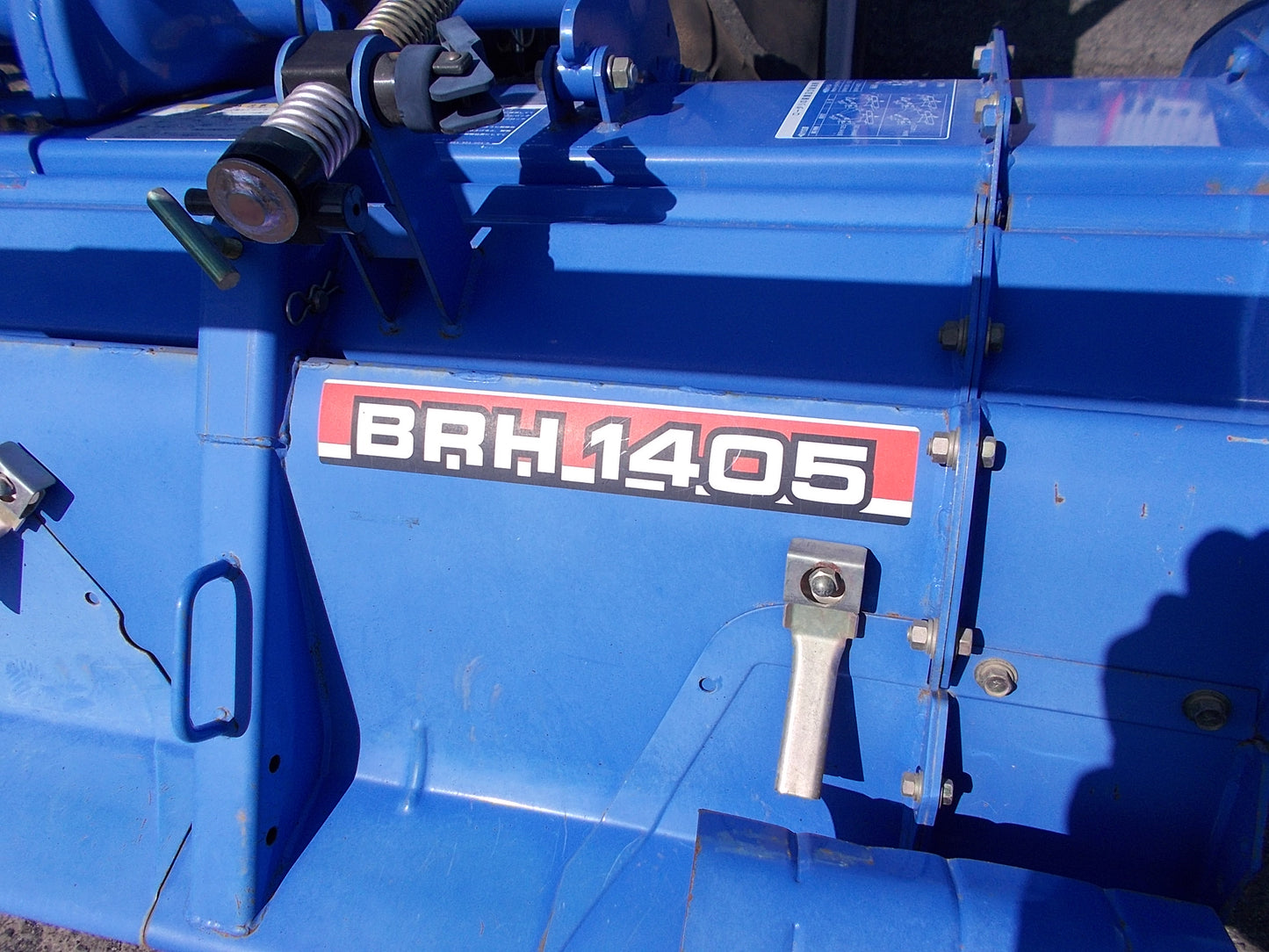 イセキ　中古　トラクター23.5馬力　TH235