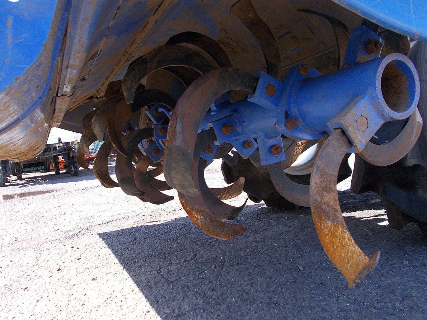 イセキ　中古　トラクター23.5馬力　TH235