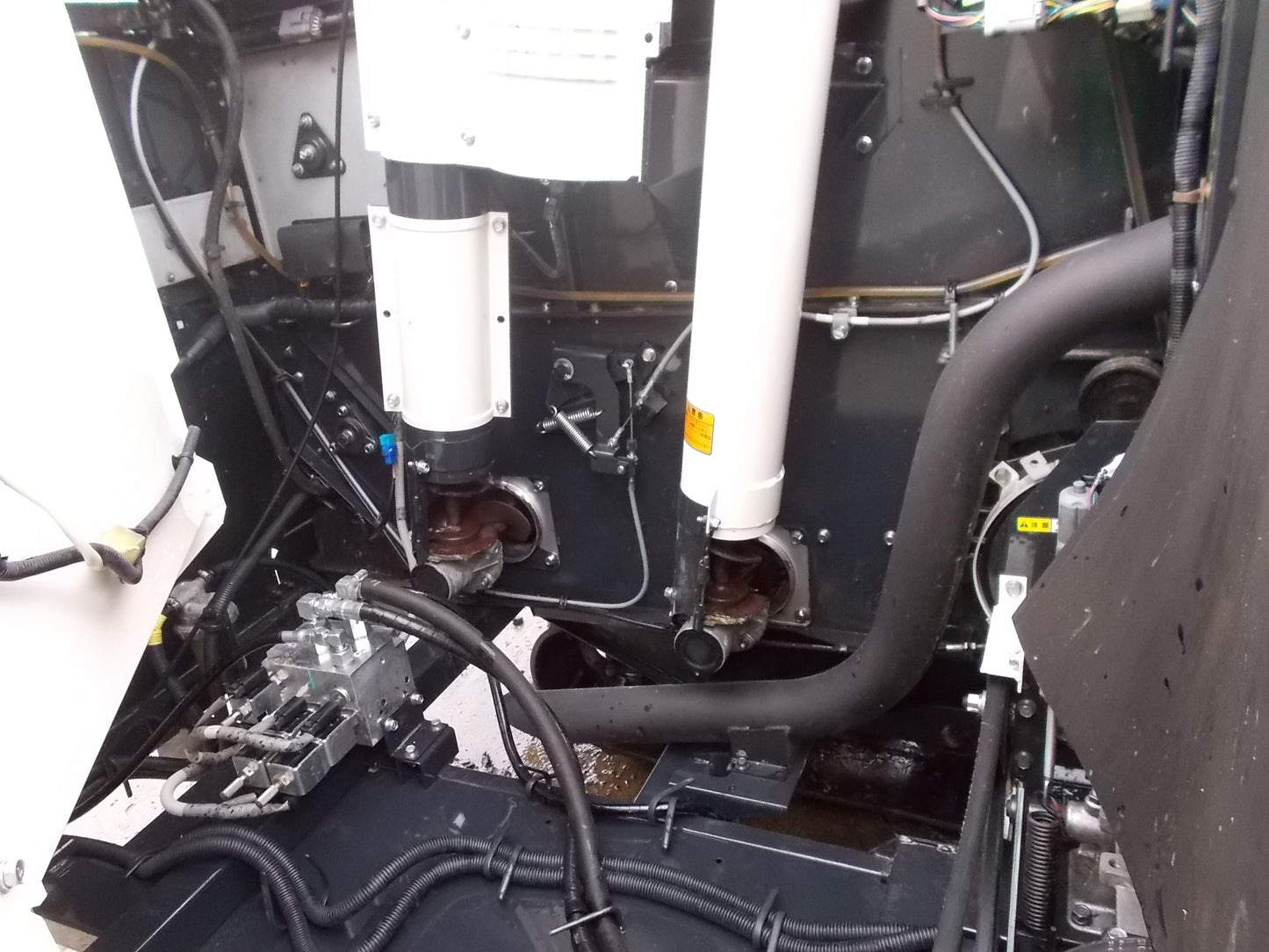 ヤンマー　中古　コンバイン　AE330　