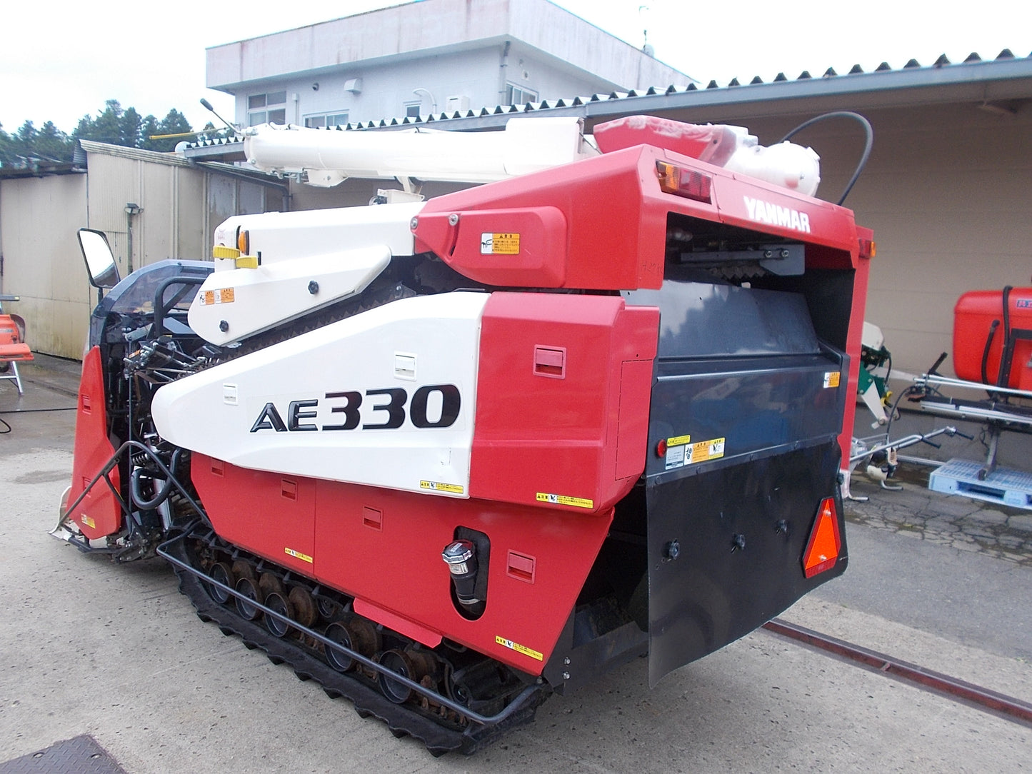 ヤンマー　中古　コンバイン　AE330　
