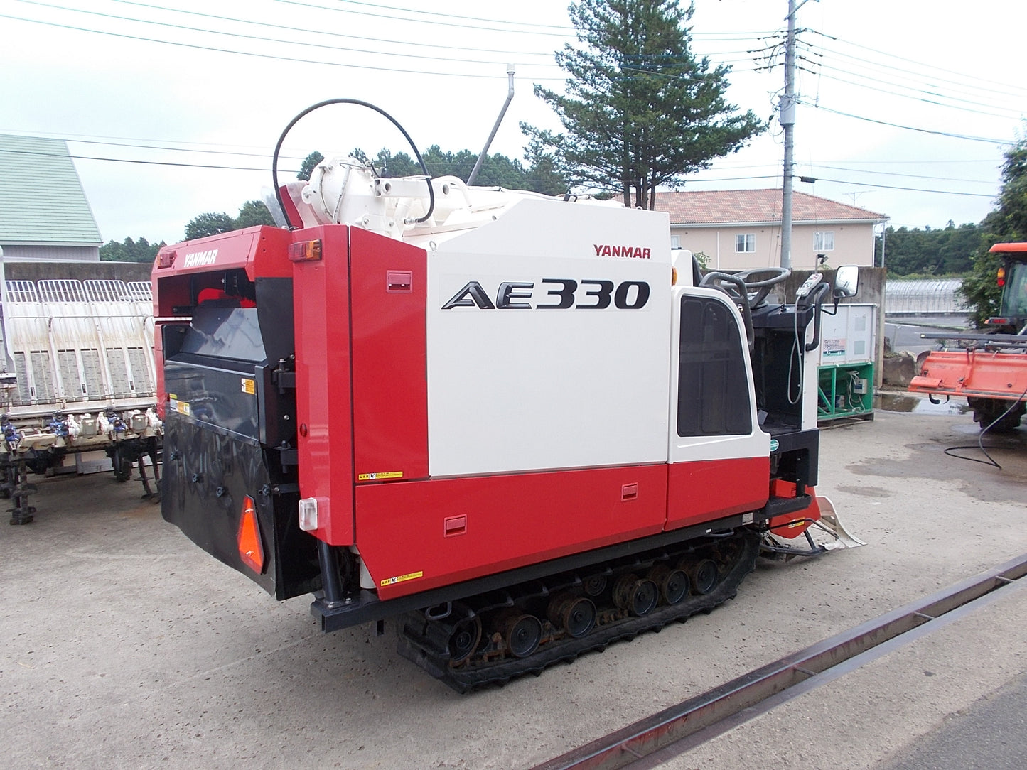 ヤンマー　中古　コンバイン　AE330　