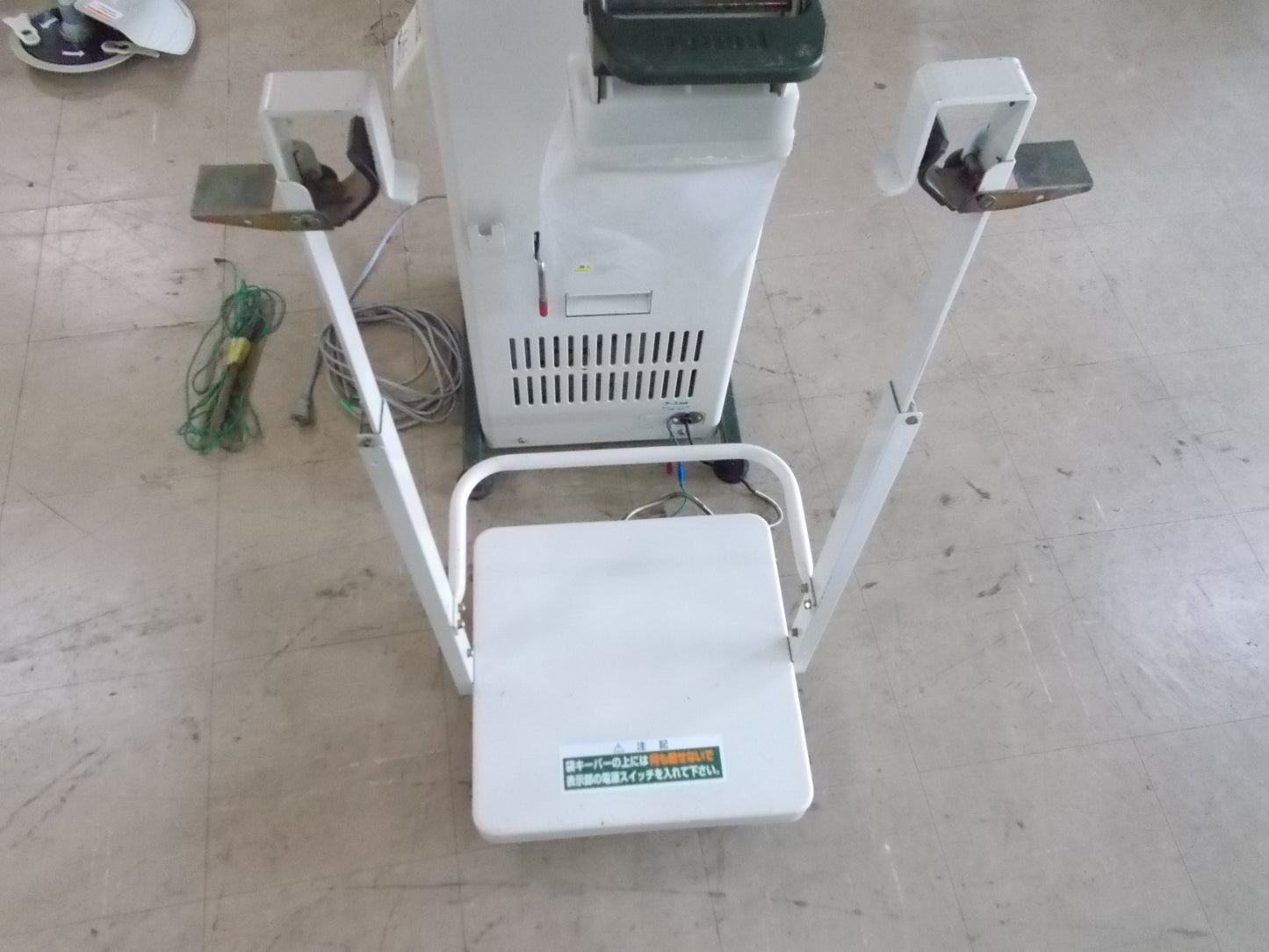 タイガーカワシマ　中古　選別計量機　NRV-20A　網目 1.75  袋キーパー付き