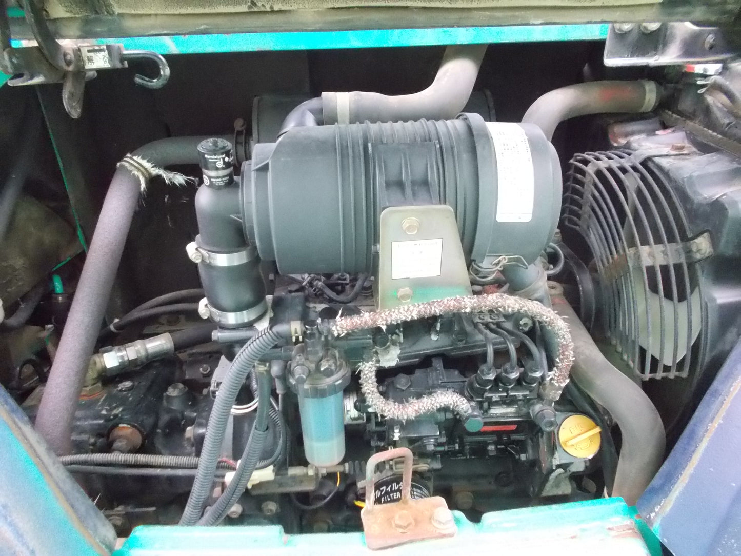 コマツ　中古　バックホー　PC27R-8　