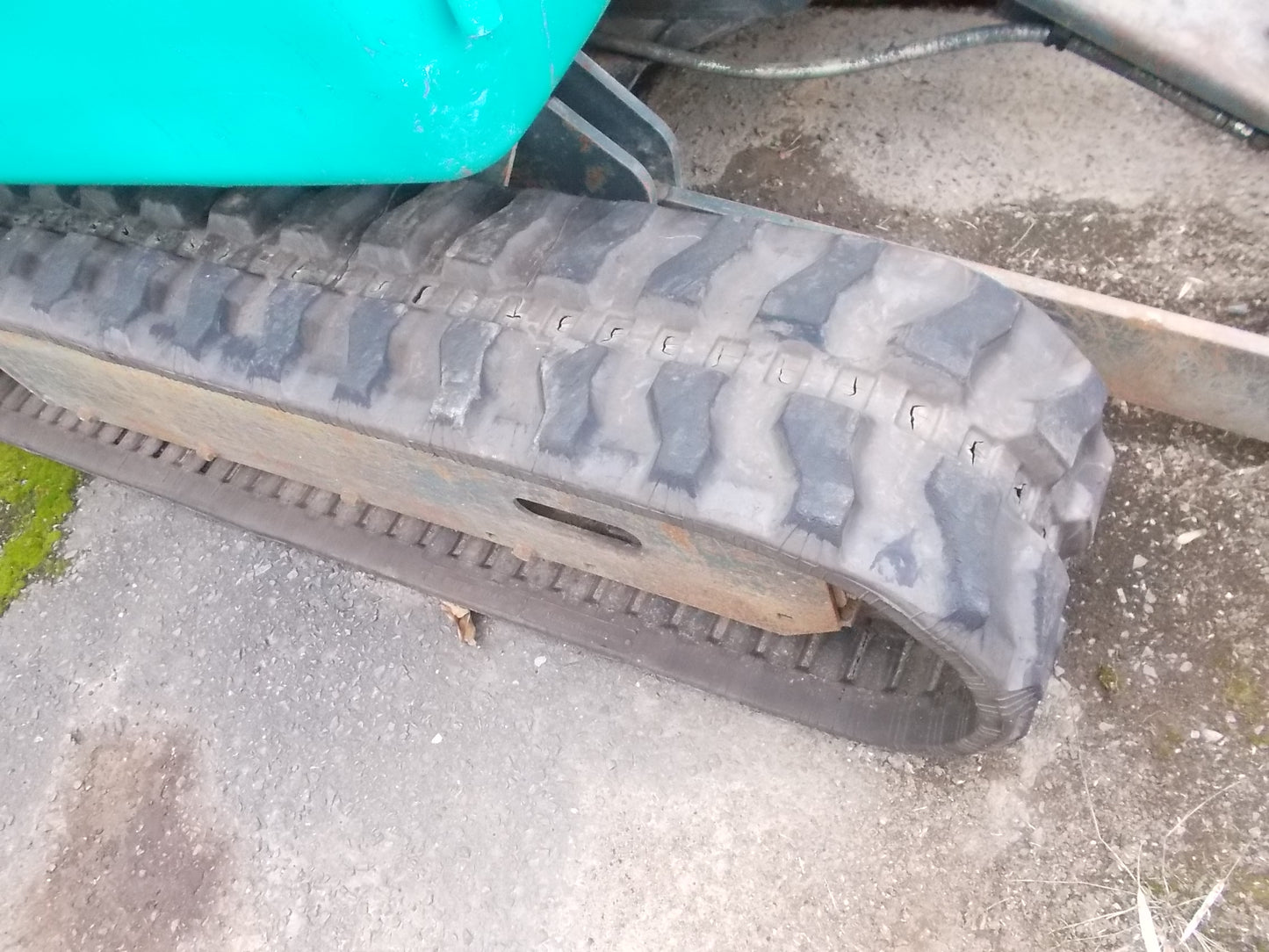 コマツ　中古　バックホー　PC27R-8　