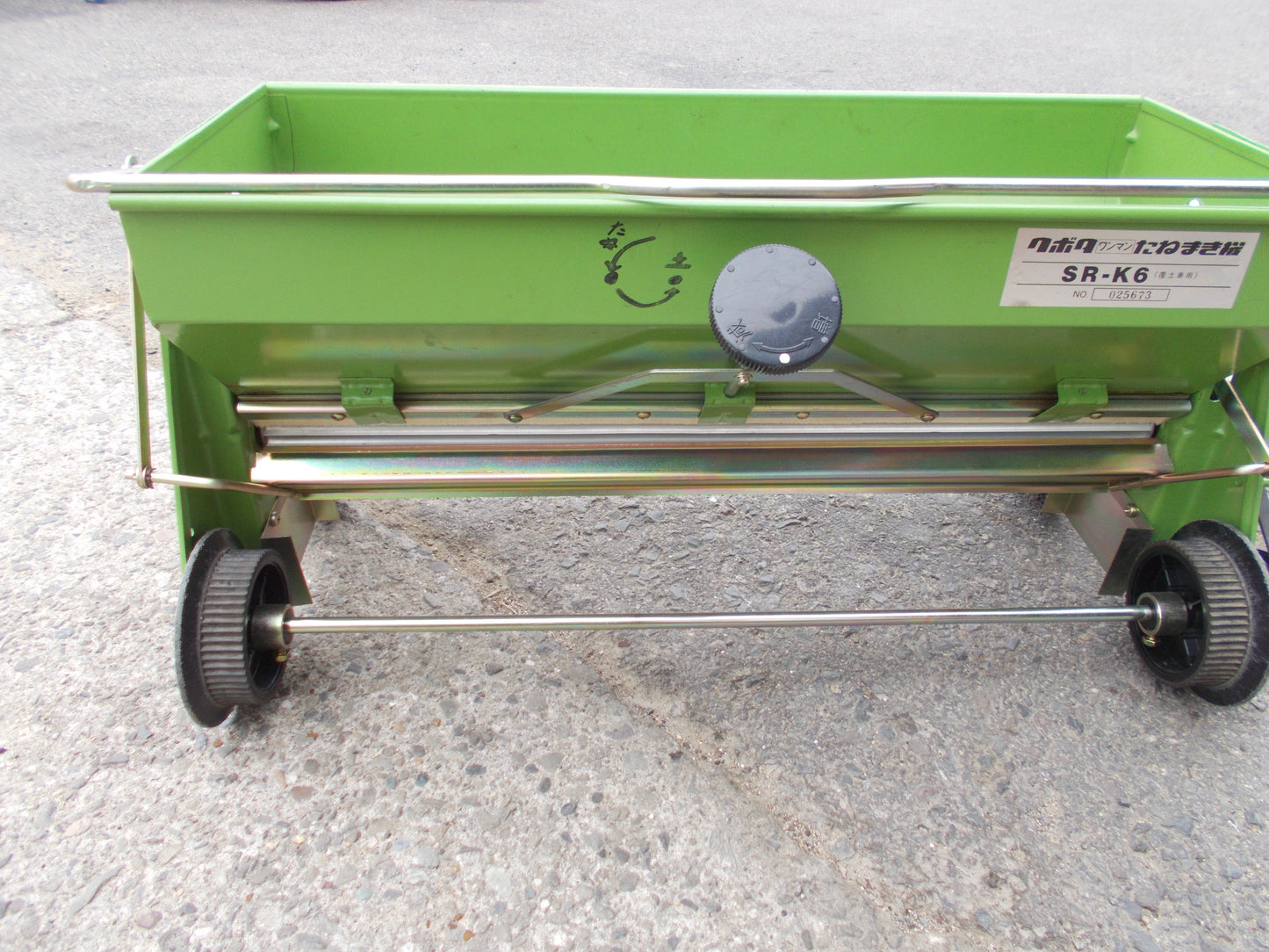 クボタ　中古　たねまき機　SR-K6