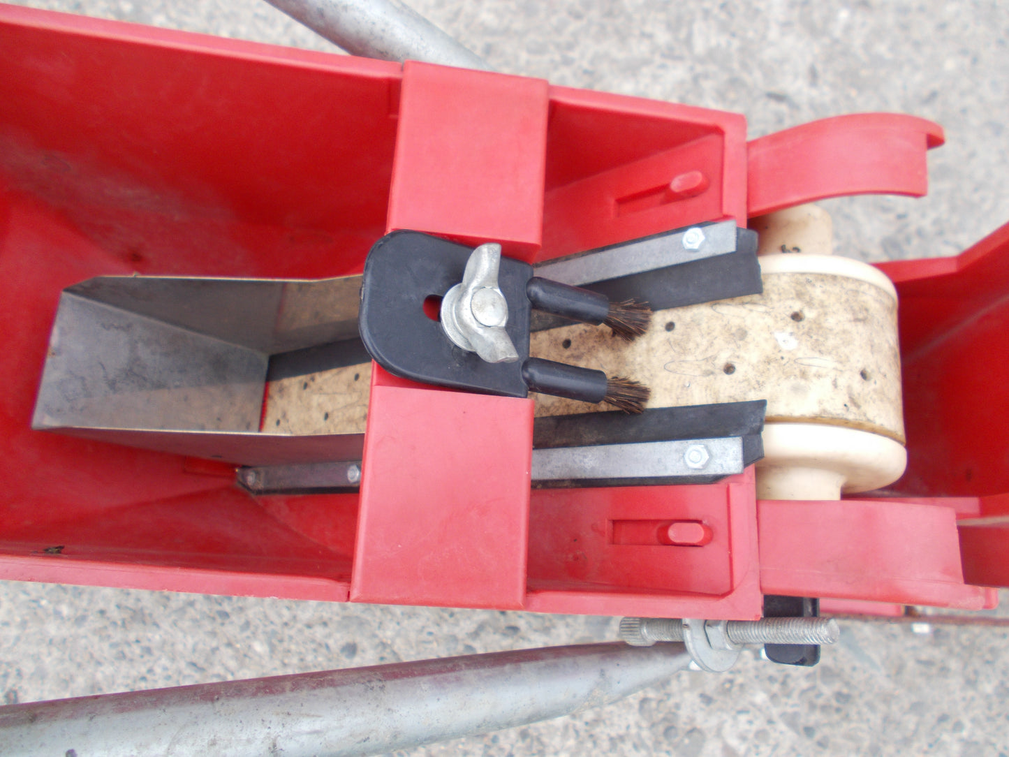 ムカイ　たねまき機　ごんべぇ　HS-600