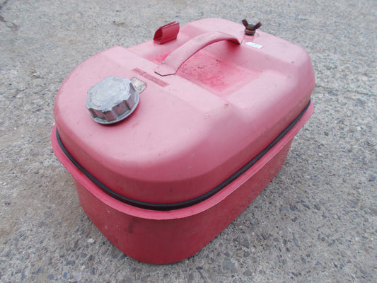 メーカー不明　携行缶　20L