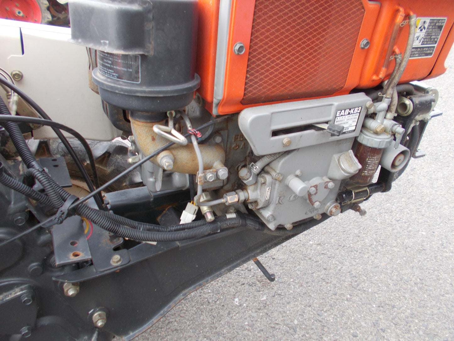 クボタ　中古　耕耘機　K75