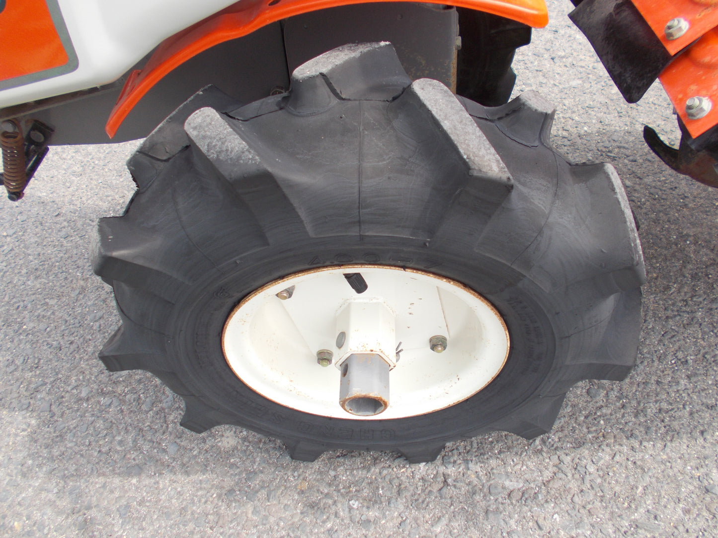 クボタ　中古　耕耘機　TA6
