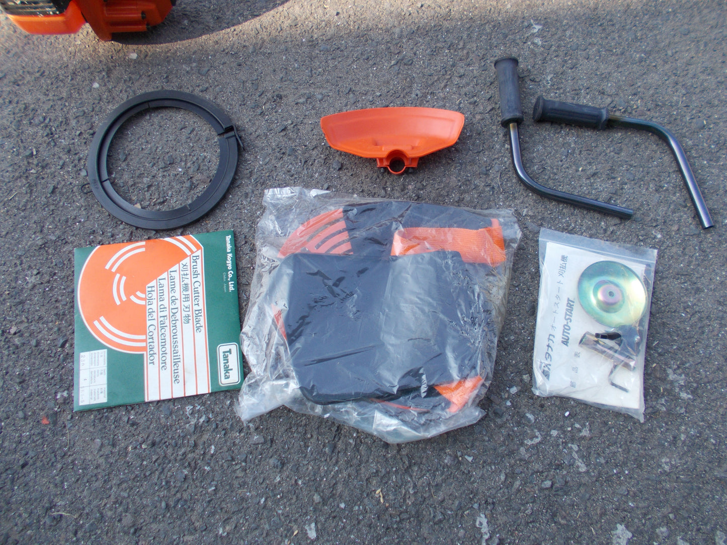 田中　未開封　刈払機　AST-220