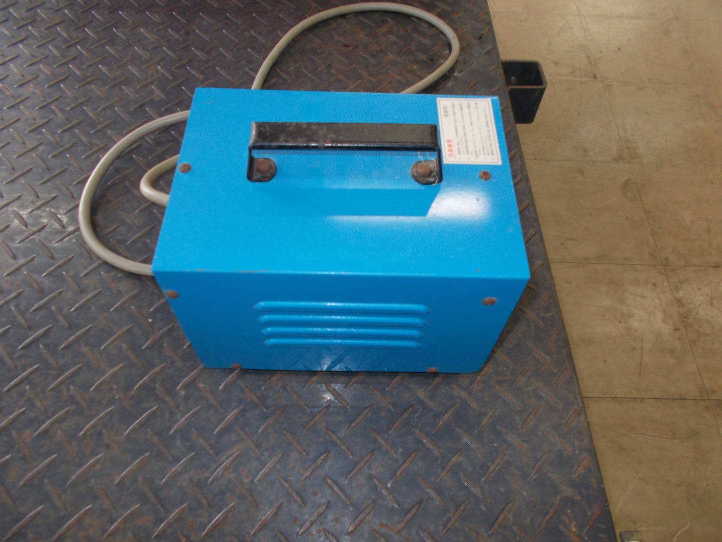 トランス　中古　東京テクニ工業