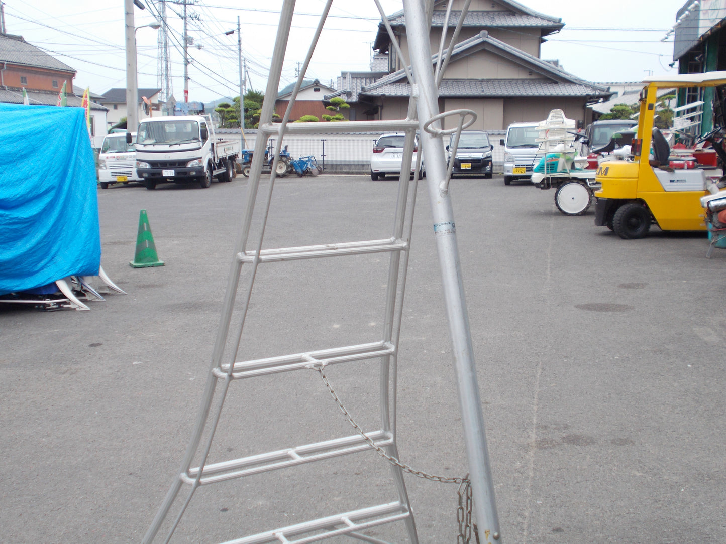 長谷川工業　中古　アルミ三脚　GXー180