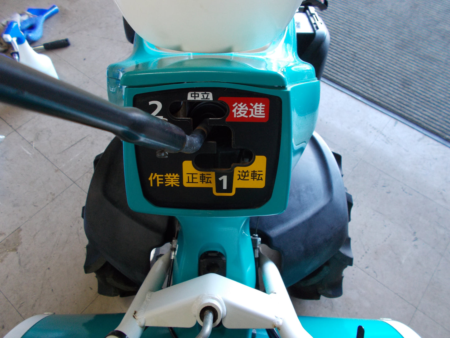 クボタ　中古　管理機TRS60