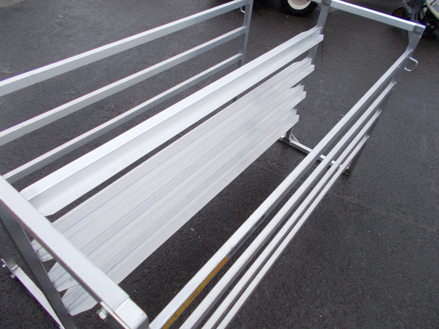 昭和　中古　アルミ苗棚　NC-40K　