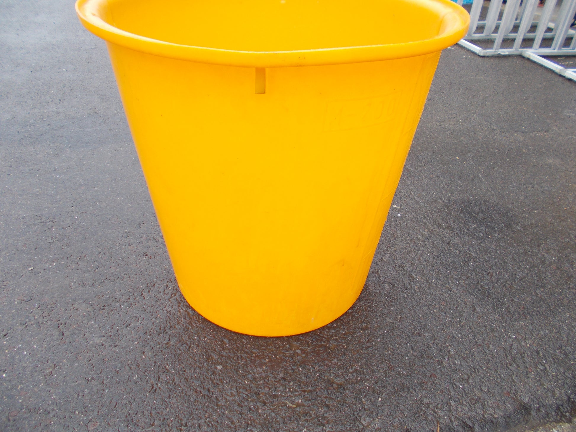 メーカー不明 中古 水バケツ 200L – 農キング