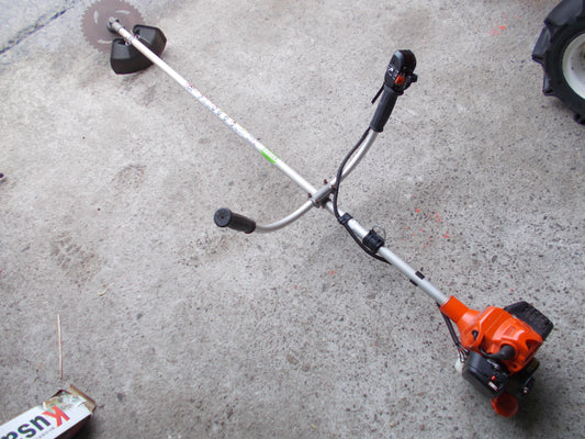 共立　中古　草刈り機　JAK-21U